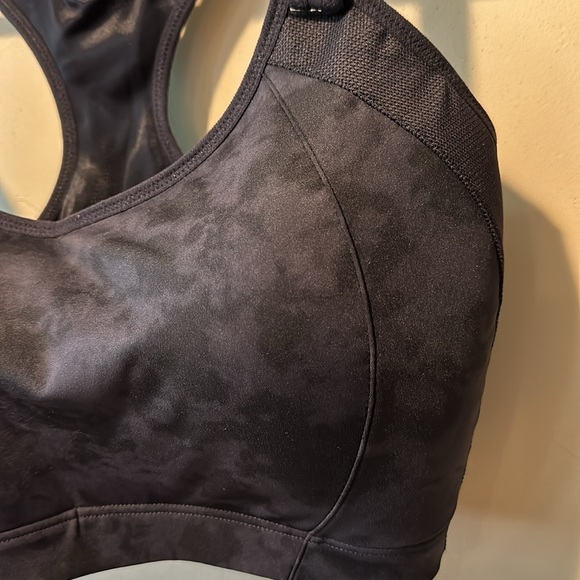 NWT Sports Bra High Impact athletic Front Adjustable straps gray/black Sz 36H - Picture 2 of 5